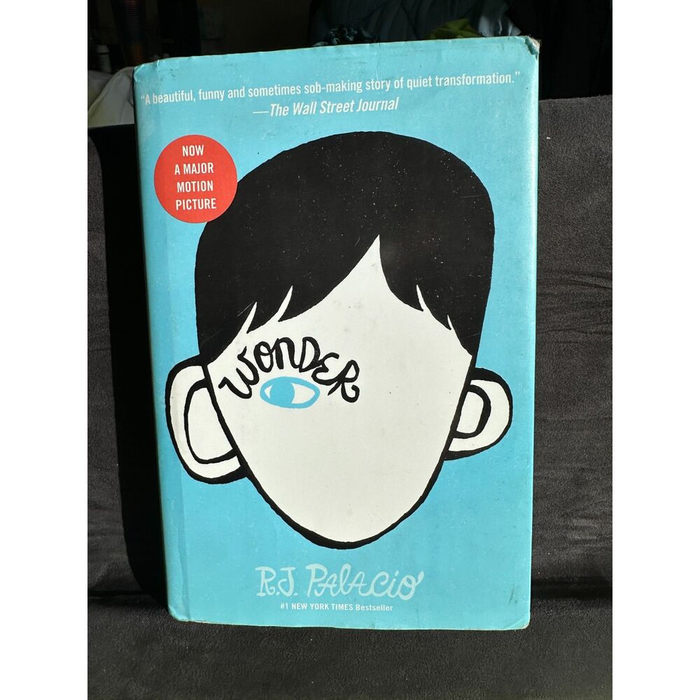 Wonder by R.J. Palacio Hardcover Good Condition